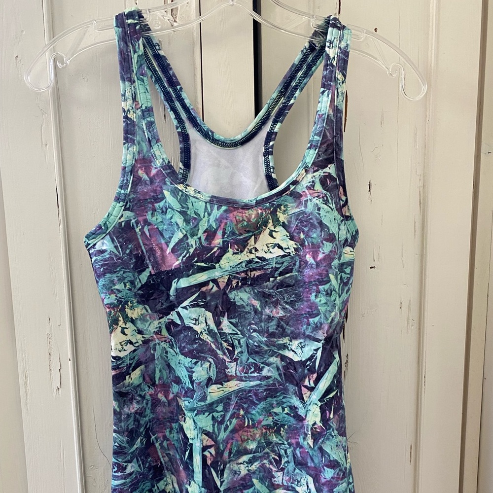 Lululemon Racerback top. Size 6. - Picture 2 of 5